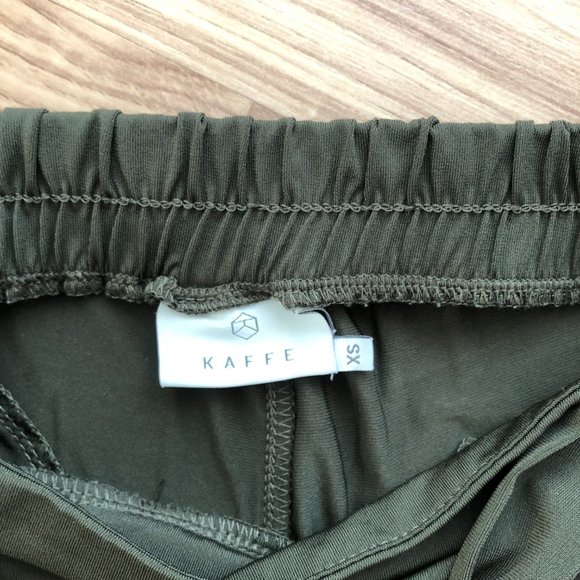 Capris pants kaki color, XS - Picture 2 of 3